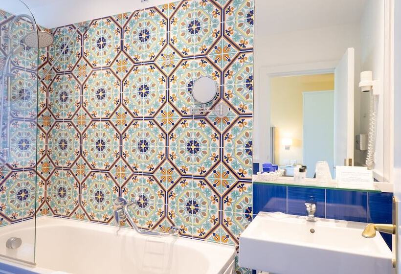 ガーデンビュースタンダードルーム, Regina