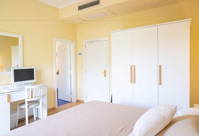 ガーデンビュースタンダードルーム, Regina