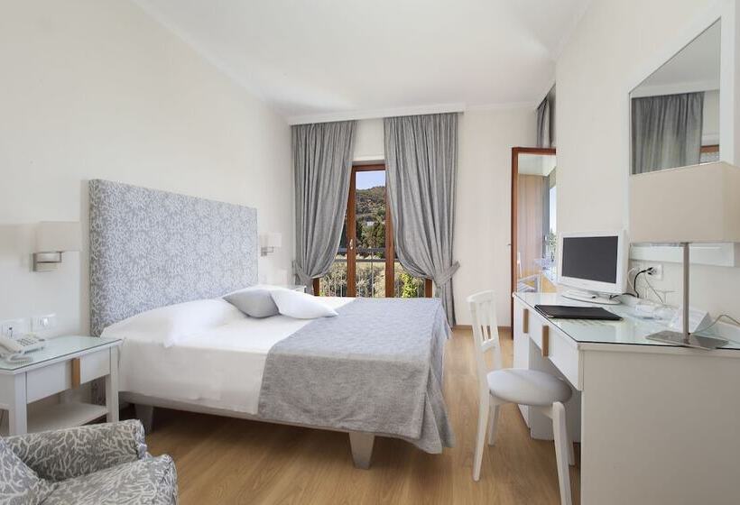 ガーデンビュースタンダードルーム, Regina