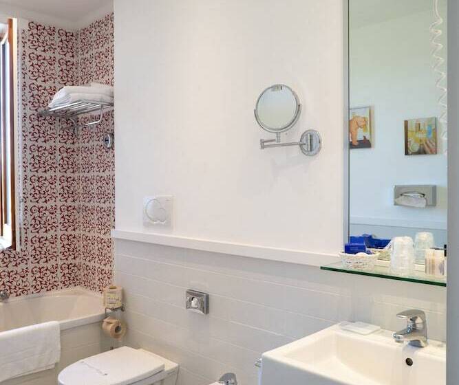 プールビュースタンダードルーム, Regina