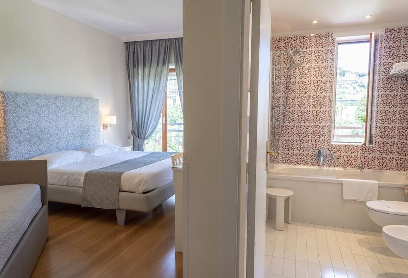 プールビュースタンダードルーム, Regina