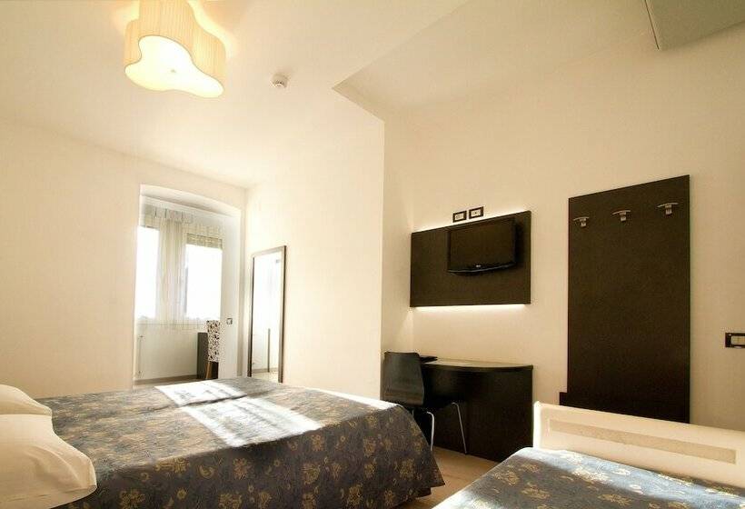 اتاق استاندارد سه نفره, Roma