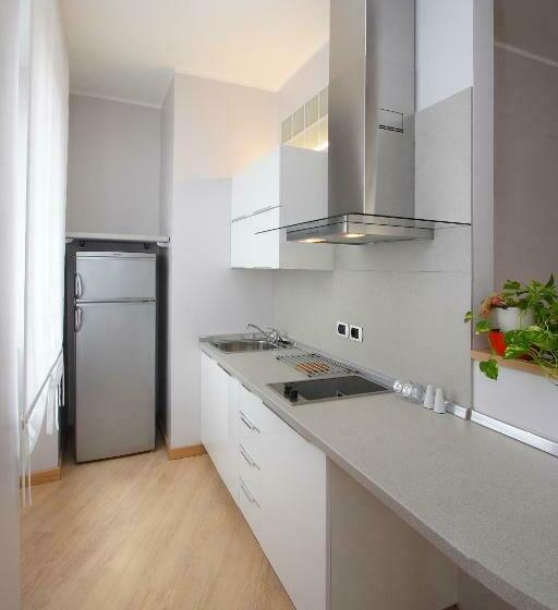 استودیوی استاندارد, Roma