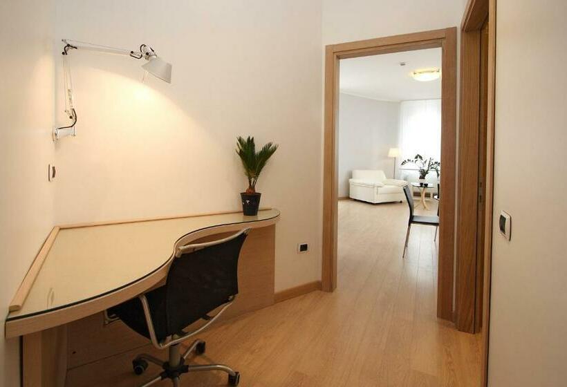 استودیوی استاندارد, Roma