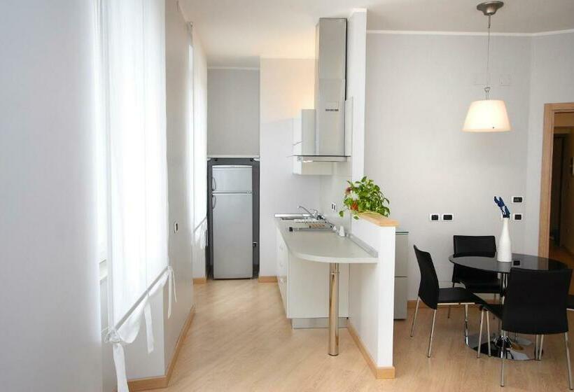 استودیوی استاندارد, Roma