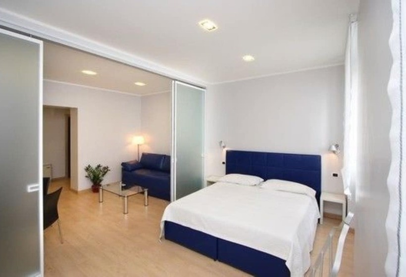 استودیوی استاندارد, Roma