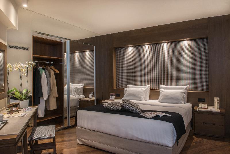 استودیوی استاندارد, Roma