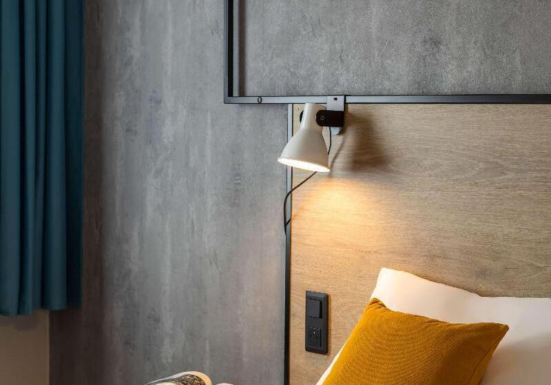 اتاق استاندارد, Roma