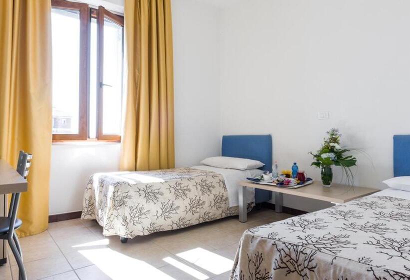 غرفة سوبيريور عائلية, Rondine