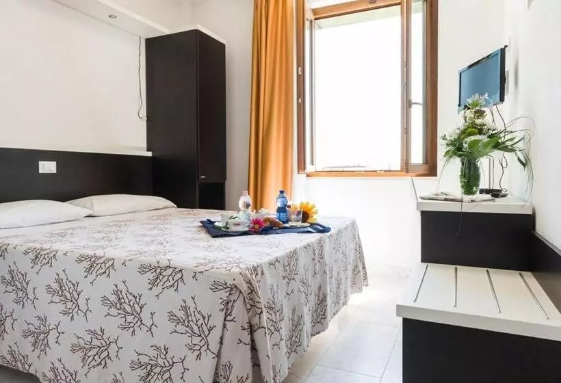 Deluxe Room Mountain View, Rondine