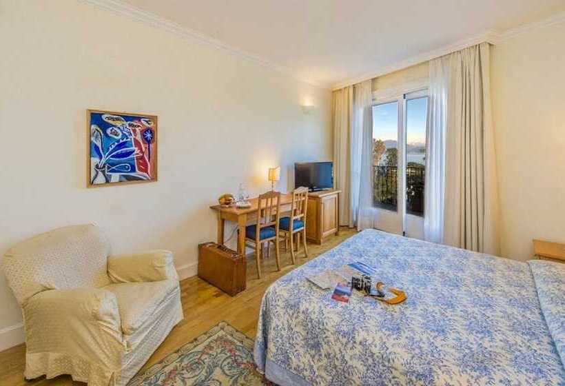 스탠다드 룸 호수 전망, Royal