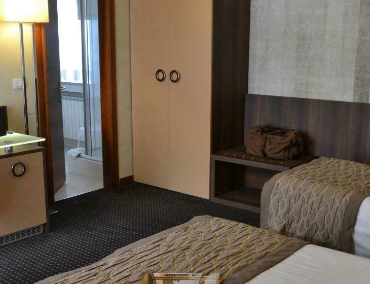 غرفة قياسية ثلاثية, Lh Hotel Sirio Venice