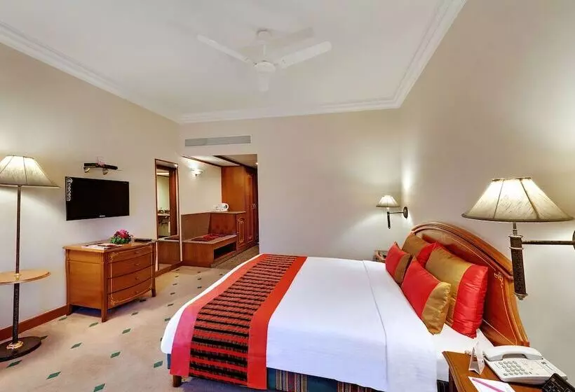 エクゼクティブルーム, Ambassador Ajanta Hotel, Aurangabad