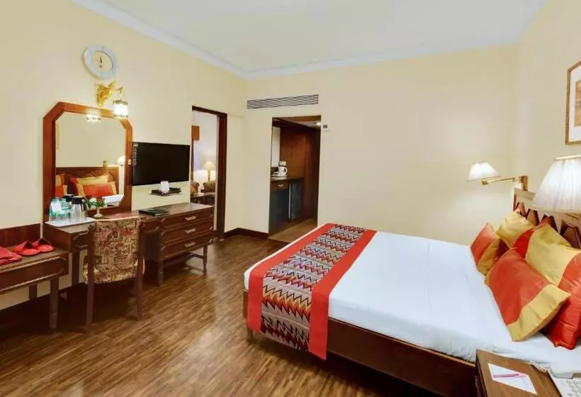 デラックスルーム, Ambassador Ajanta Hotel, Aurangabad