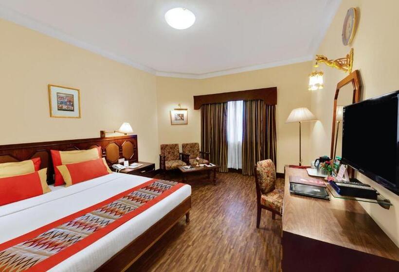 Deluxe Kamer, Ambassador Ajanta Hotel, Aurangabad
