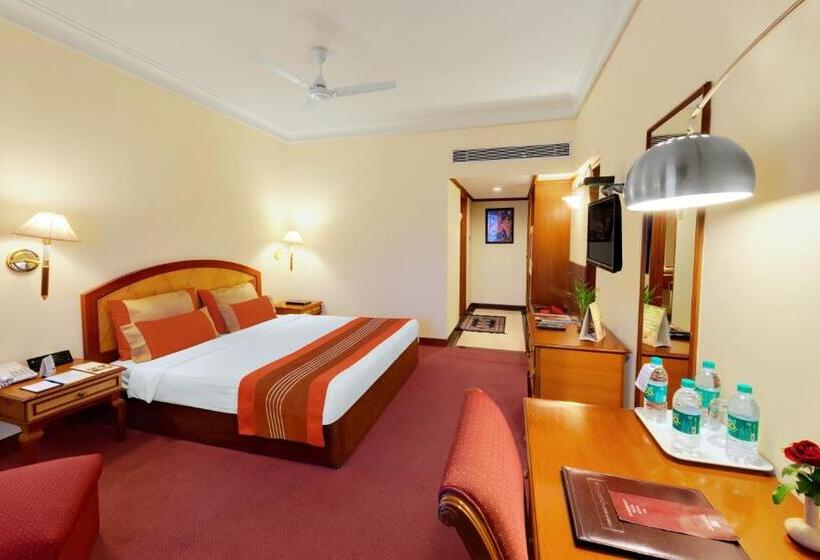Президентский Люкс, Ambassador Ajanta Hotel, Aurangabad