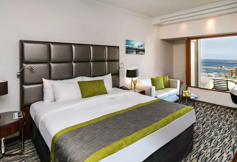 サイドオーシャンビューのプレミアムルーム, Carlton Tel Aviv Hotel – Luxury On The Beach