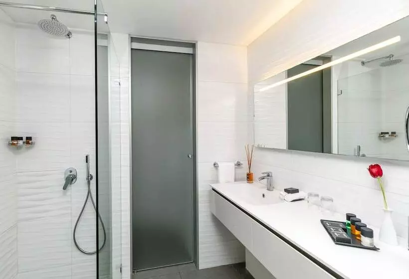 ロイヤルルーム, Carlton Tel Aviv Hotel – Luxury On The Beach