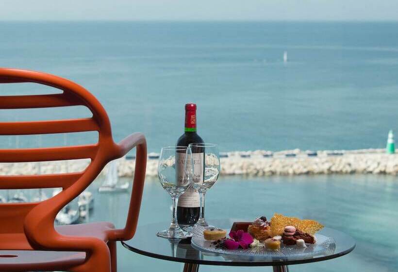 Royal Room, Carlton Tel Aviv Hotel – Luxury On The Beach