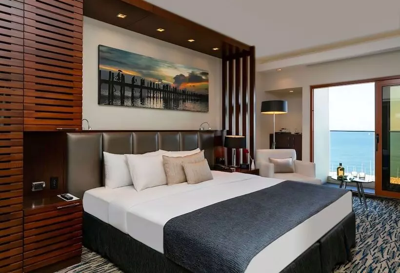 ロイヤルルーム, Carlton Tel Aviv Hotel – Luxury On The Beach