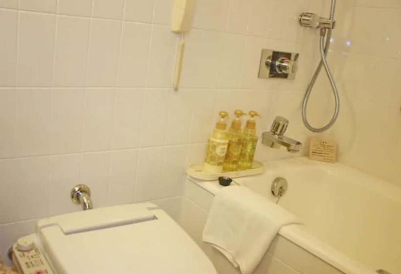 غرفة إقتصادية, Century Royal