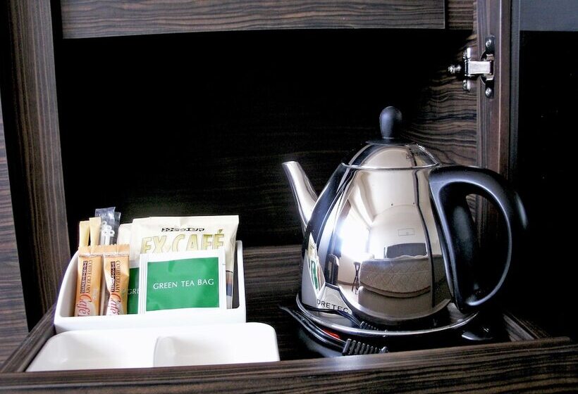 غرفة قياسية, Century Royal