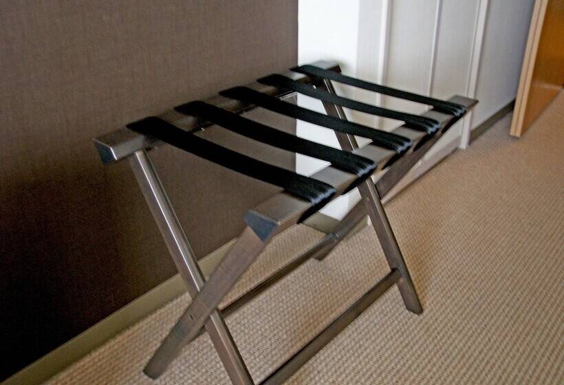 غرفة إقتصادية, Century Royal