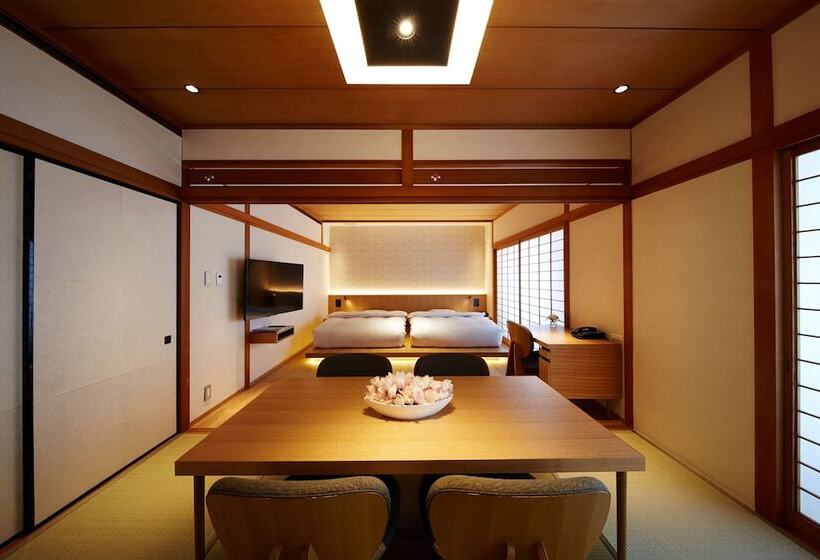 Люкс, Hilton Nagoya