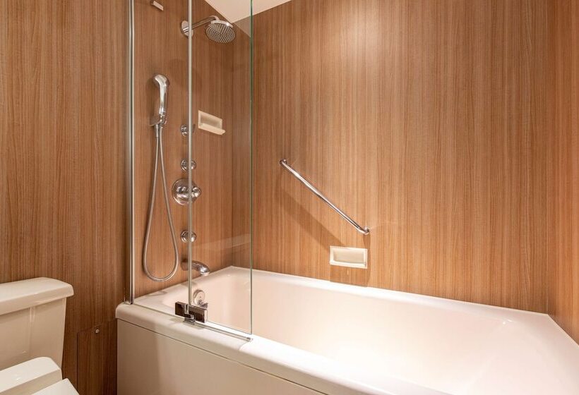 Семейный Номер Deluxe, Hilton Nagoya