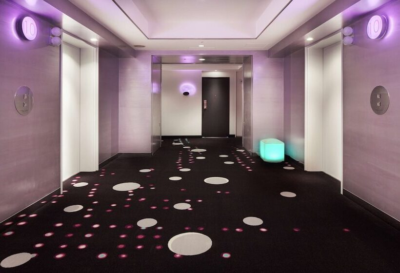 キングサイズベッドのスタンダードルーム, Hilton Tokyo Bay