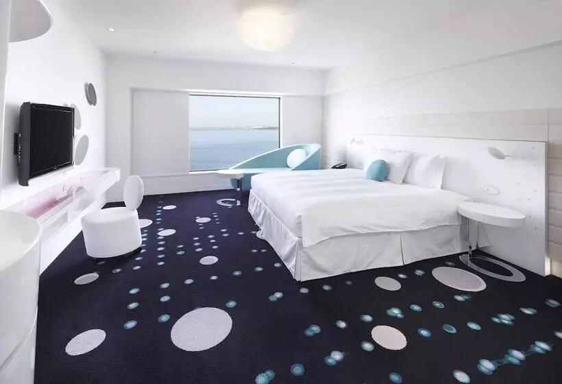 Standard-huone King-vuode, Hilton Tokyo Bay