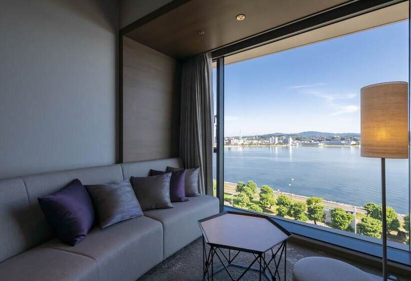 חדר אקזקיוטיב, Ichibata