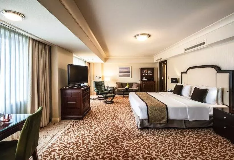 سوییت جونیور, Imperial Hotel Tokyo