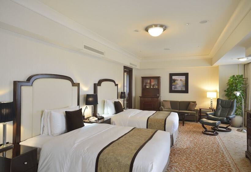 Полулюкс, Imperial Hotel Tokyo