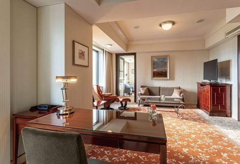 디럭스 스위트, Imperial Hotel Tokyo