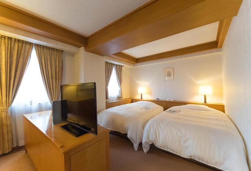 小型套房, Matsunoka Ichinoseki