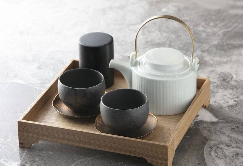 Люкс, Nagoya Kanko