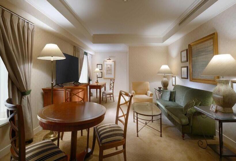 Люкс Кровать Кинг, Nagoya Kanko