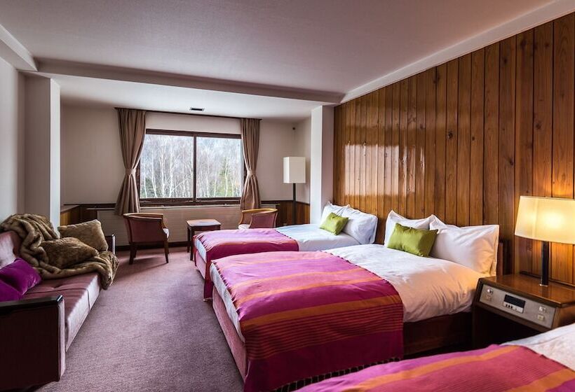 اتاق سوپریور سه تخته, Okushiga Kogen