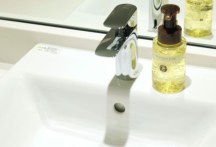 标准间带阳台, Oriental Hotel Fukuoka Hakata Station