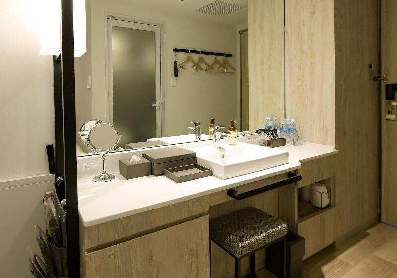Трехместный Номер Superior, Oriental Hotel Fukuoka Hakata Station