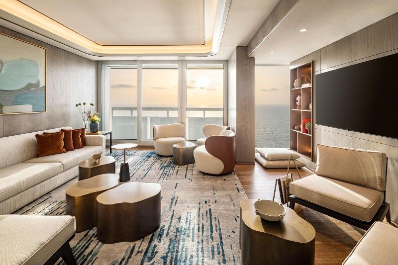 Номер Клуб Вид на Море, Sheraton Grand Tel Aviv