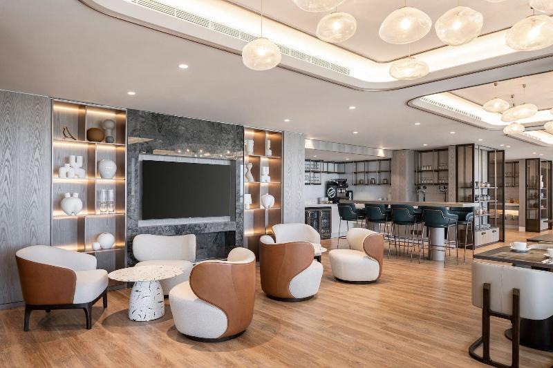 Номер Клуб Вид на Море, Sheraton Grand Tel Aviv