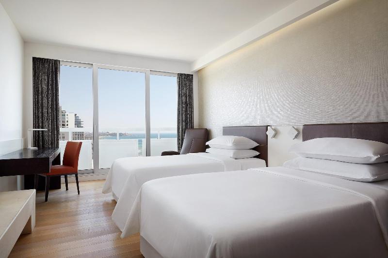 Номер Deluxe, Sheraton Grand Tel Aviv