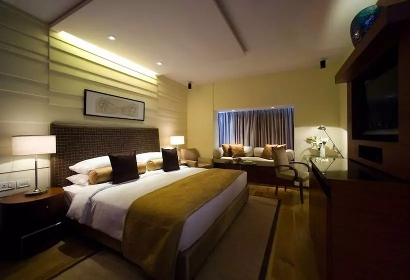 デラックスルーム, Taj Coromandel