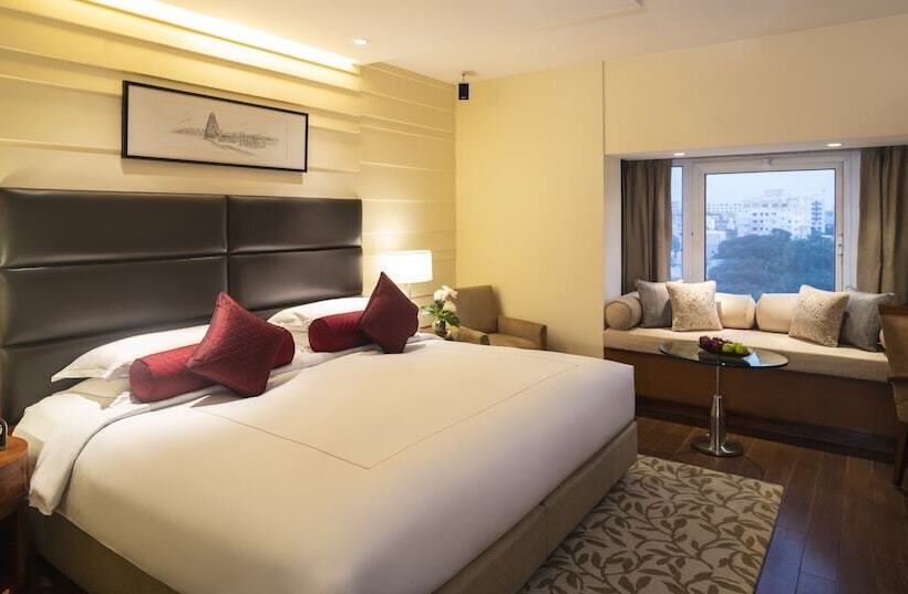 Номер Deluxe, Taj Coromandel