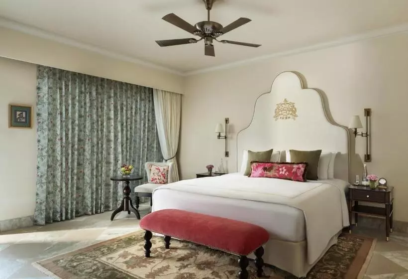 デラックスルーム, Taj Usha Kiran Palace, Gwalior