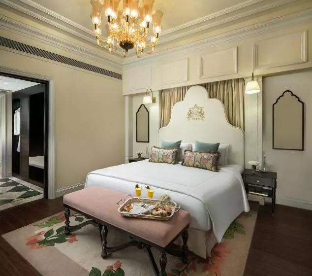 デラックスビラの１ベッドルーム, Taj Usha Kiran Palace, Gwalior