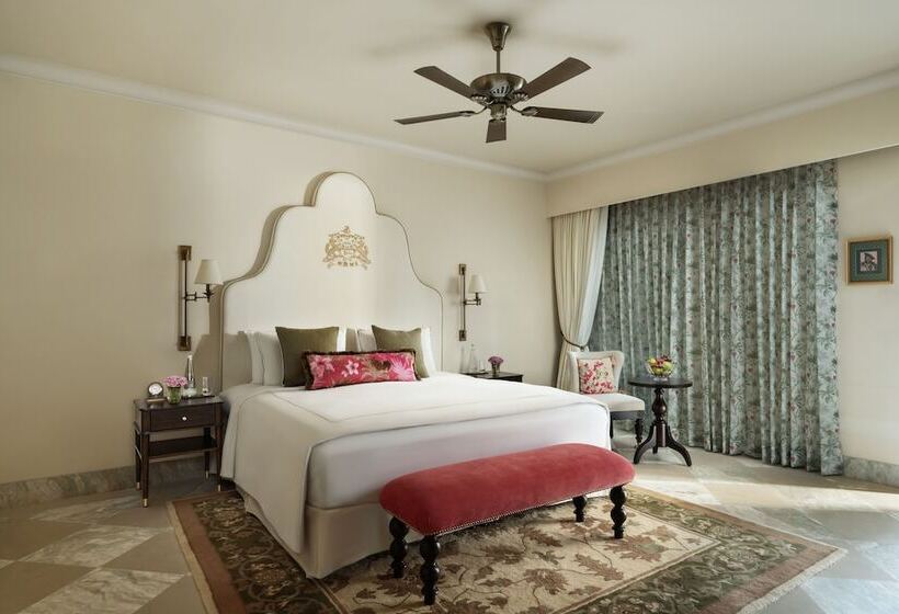 Номер Deluxe, Taj Usha Kiran Palace, Gwalior