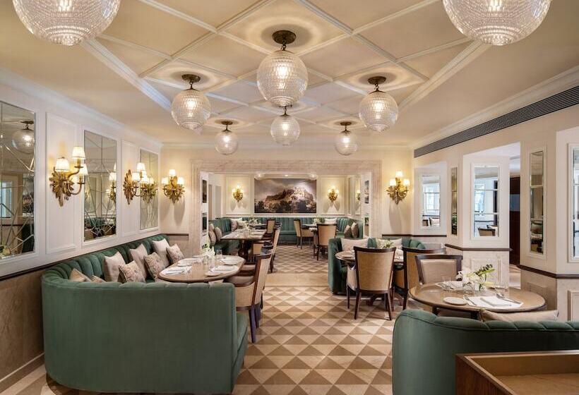 デラックスビラの1ベッドルーム, Taj Usha Kiran Palace, Gwalior